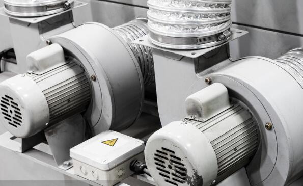 電機(jī)三相為什么是交流電（介紹電機(jī)三相運(yùn)行的原理和特點(diǎn)）