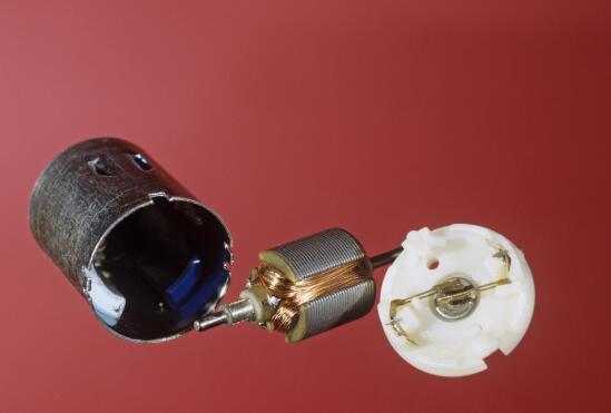 直流電機(jī)閉環(huán)控制電路，詳解直流電機(jī)閉環(huán)控制原理及電路設(shè)計(jì)