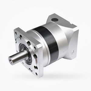 裝甲車輛啟動(dòng)電機(jī)，裝甲車輛啟動(dòng)電機(jī)的工作原理和維護(hù)方法