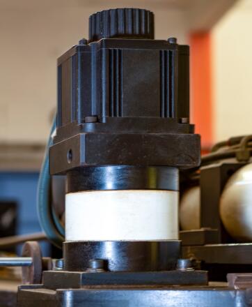 日立3噸貨梯電機功率，日立3噸貨梯電機的規(guī)格和功率