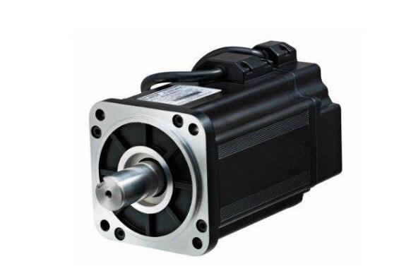 同步與異步電機區(qū)別，電機工作原理及應用場景