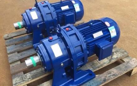 直流激勵(lì)變頻電機(jī)的工作原理及應(yīng)用領(lǐng)域,直流激勵(lì)變頻電機(jī)的優(yōu)勢(shì)和特點(diǎn)