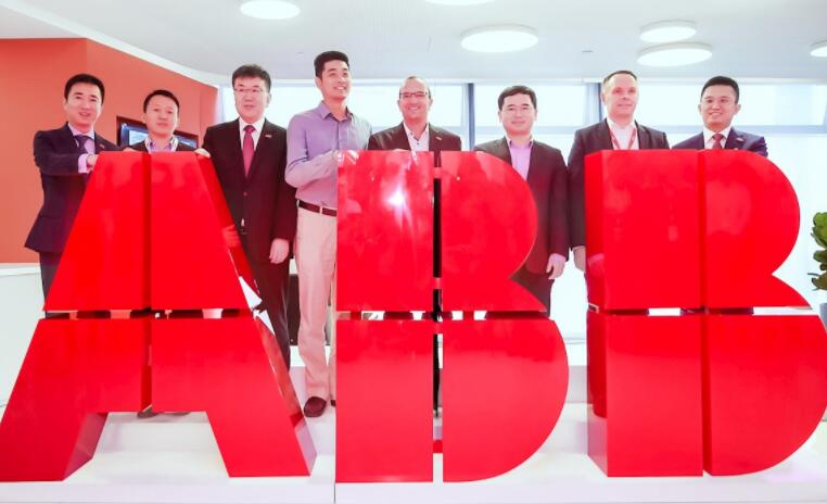 電機(jī)對(duì)輪拉不下來(lái)，電機(jī)與輪子之間的連接問(wèn)題