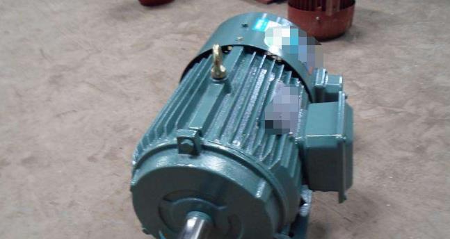 電機軸承內圈無法拉拔，解決電機軸承內圈無法拆卸的方法